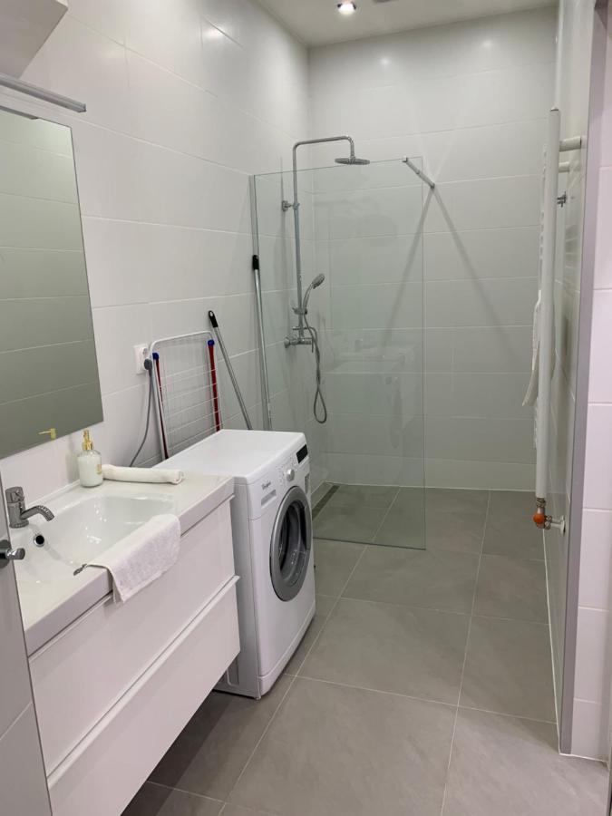 Luxury Apartment In The Central Budapest Eksteriør billede